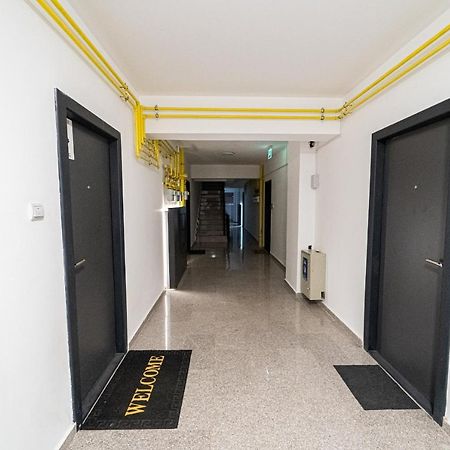 Delux Suite Bacau Luaran gambar