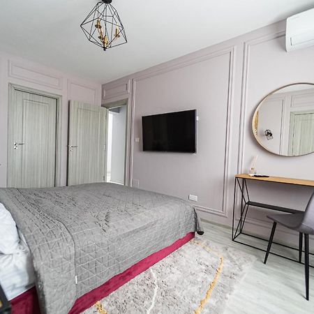 Delux Suite Bacau Luaran gambar