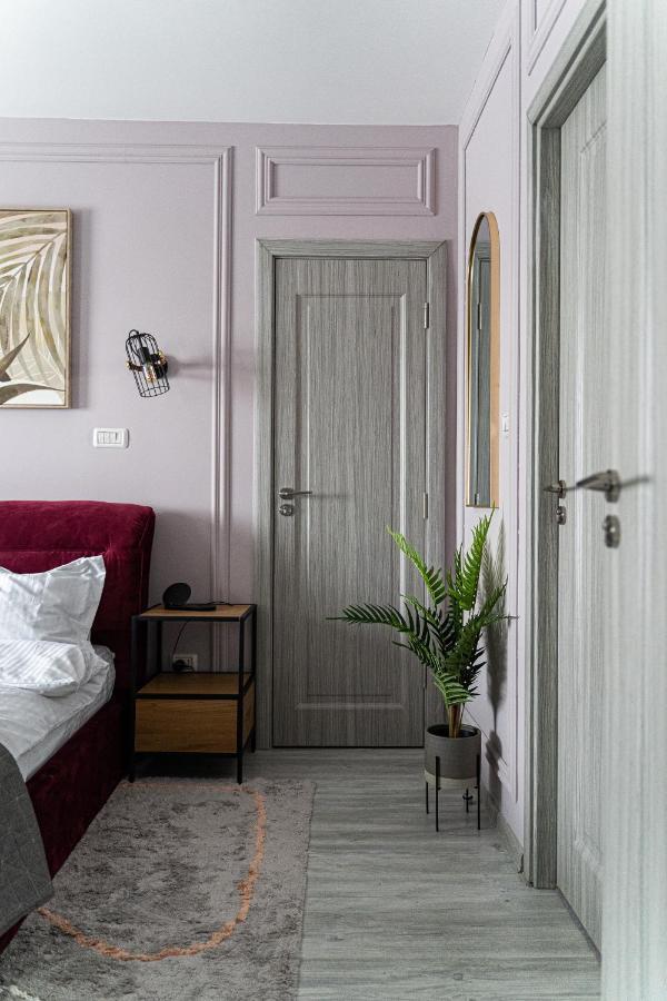 Delux Suite Bacau Luaran gambar